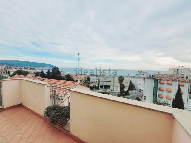 Appartamento in vendita a Diano Calderina, Diano Marina