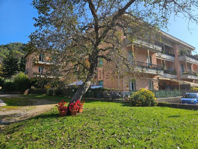 Attico in vendita a San Colombano Certenoli, Aveggio