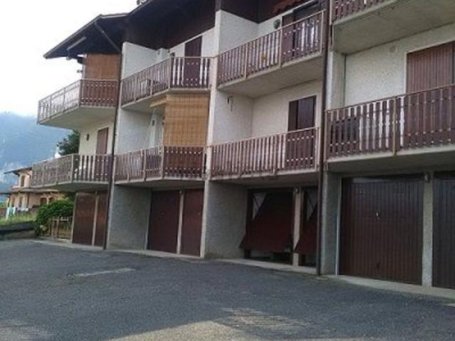 Appartamento in vendita a Comunità Montana della Valle Brembana, Costa Di Serina