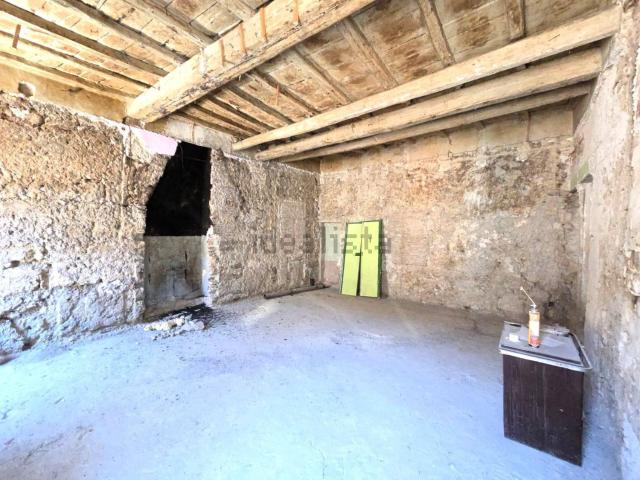 Appartamento in vendita a Caprarola, Lazio
