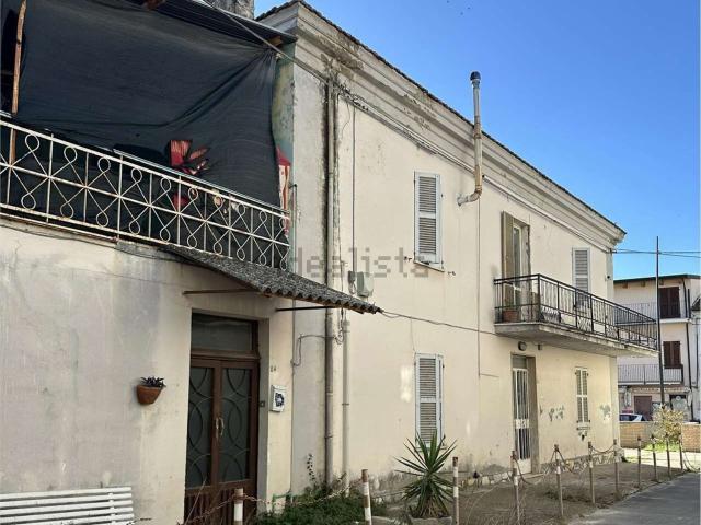 Appartamento in vendita a Macchie, Tollo