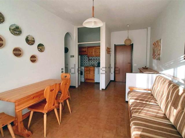 Appartamento in vendita a Moggio, Lombardia