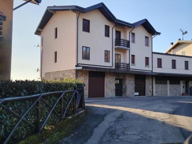 Appartamento in vendita a Unione dell'Appennino Bolognese, San Benedetto Val Di Sambro