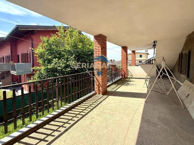 Appartamento in vendita a Torre De' Roveri, Lombardia