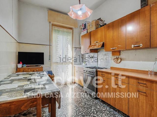 Appartamento in vendita a Locate Varesino, Como