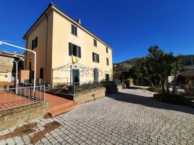 Appartamento in vendita a Santa Luce, Toscana