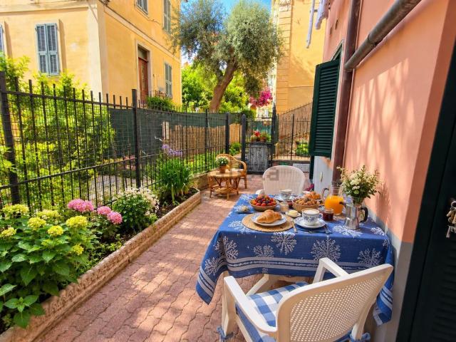Appartamento in vendita a Borgo Marina, Imperia