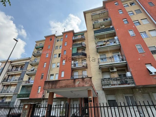 Appartamento in vendita a Cologno Monzese, Lombardia