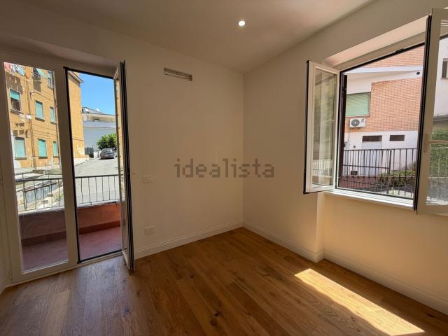 Appartamento in vendita a Municipio Roma XV, Roma Capitale