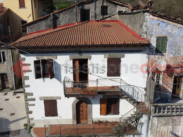 Appartamento in vendita a Unione dei comuni Media Valle del Serchio, Pescaglia