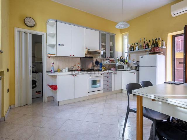 Appartamento in vendita a Sedriano, Lombardia