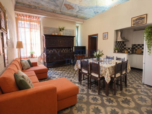 Appartamento in vendita a Taggia, Provincia di Imperia