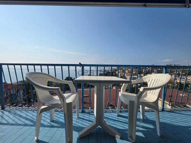 Appartamento in vendita a Poggio del Sole, Albissola Marina
