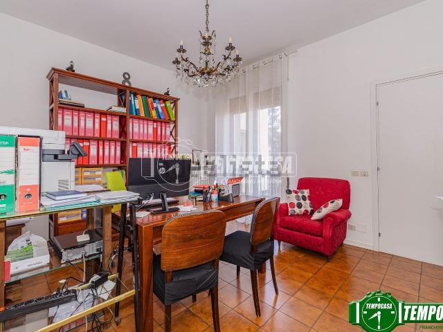 Appartamento in vendita a La Colombara, Voghera