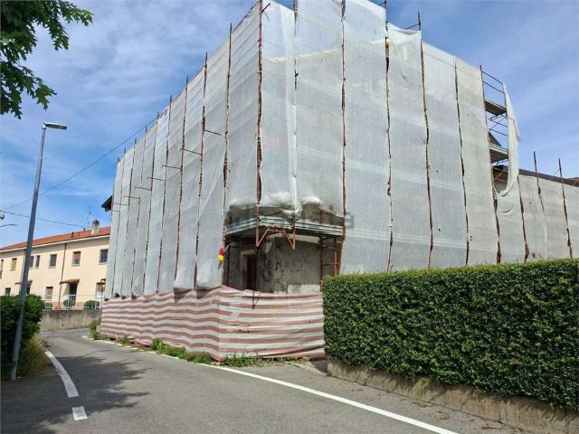 Appartamento in vendita a Inverigo, Lombardia