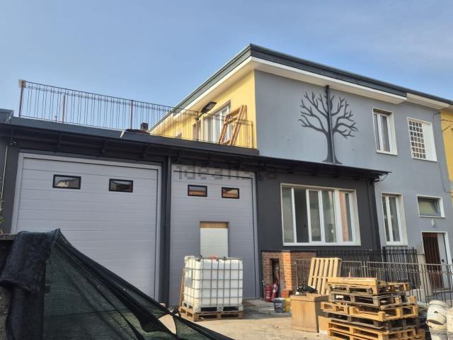Appartamento in vendita a Seveso, Lombardia