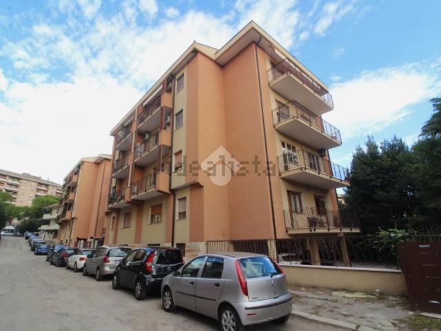Appartamento in vendita a Pescara Colli, Pescara