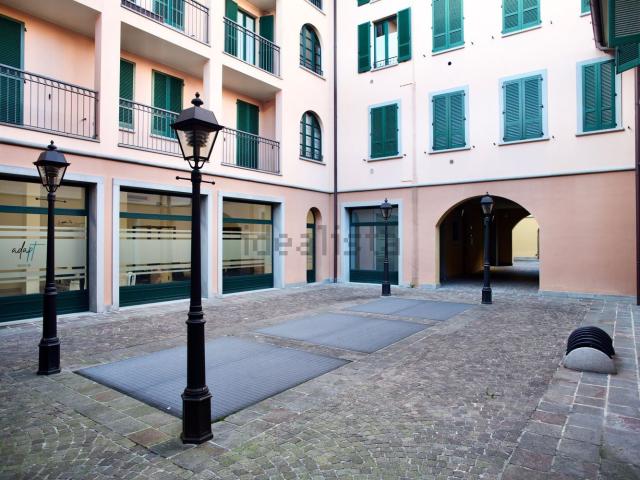 Appartamento in vendita a Treviglio, Lombardia