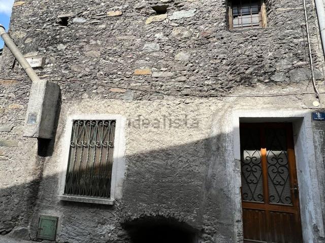 Appartamento in vendita a Grosio, Lombardia