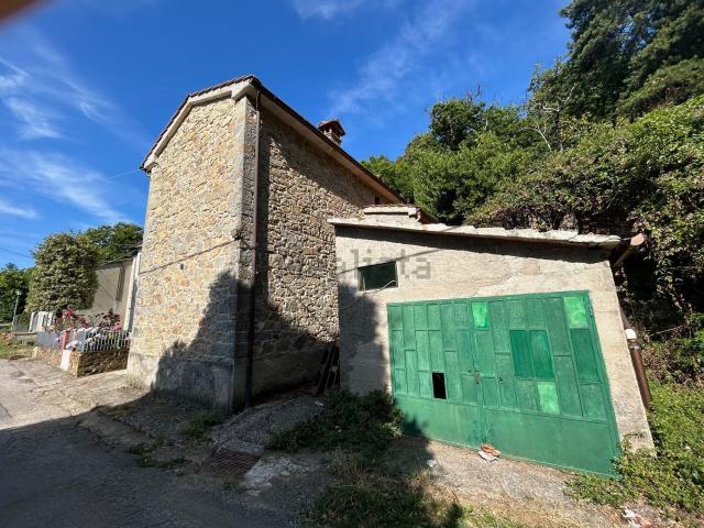 Appartamento in vendita a Marliana, Toscana