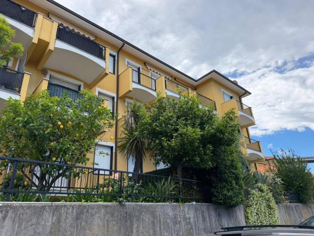 Appartamento in vendita a San Bartolomeo Al Mare, Liguria