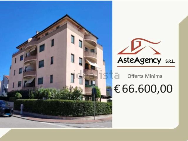 Appartamento in vendita a Vallefoglia, Marche