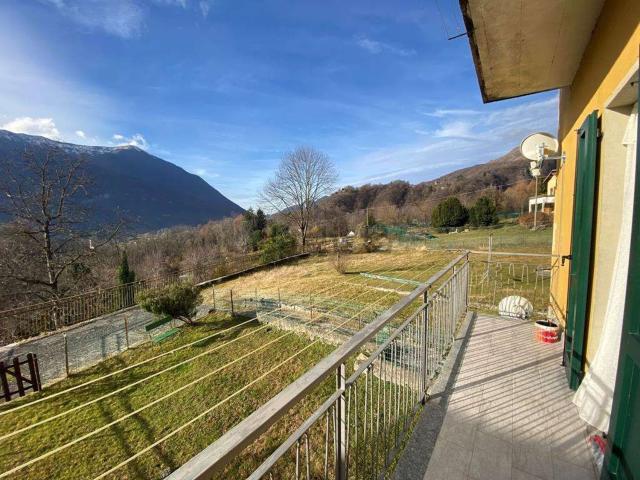 Appartamento in vendita a Plesio, Lombardia