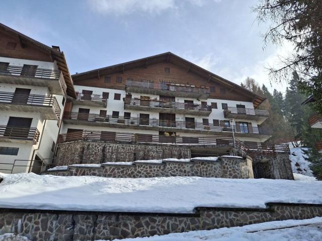 Appartamento in vendita a Castione Della Presolana, Lombardia