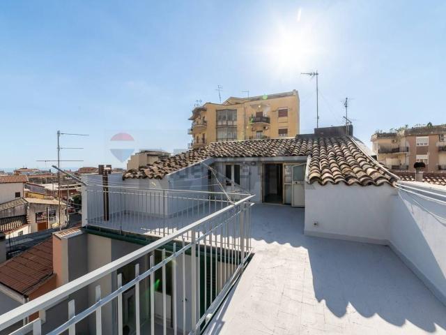 Attico in vendita a Picanello-Ognina-Barriera-Canalicchio, Catania