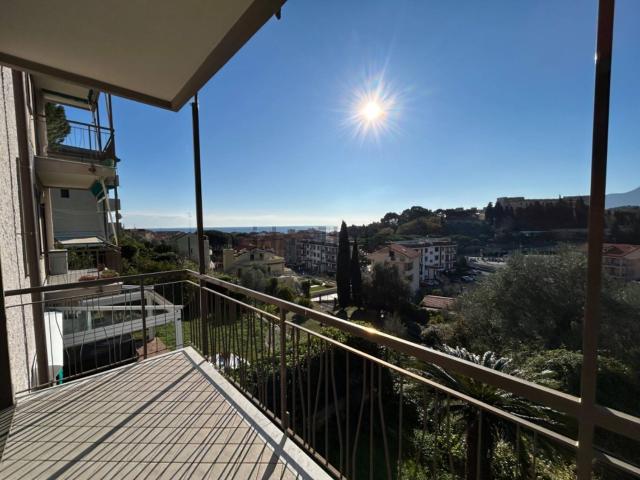 Appartamento in vendita a Pietra Ligure, Liguria