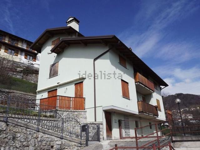 Appartamento in vendita a Comunità Montana della Valle Brembana, Dossena