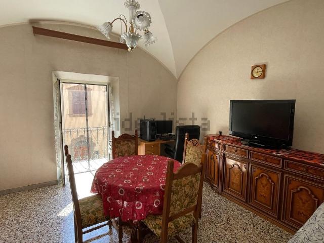 Appartamento in vendita a Piansano, Lazio