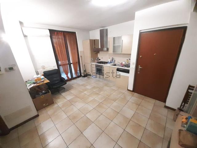 Appartamento in vendita a Rovellasca, Lombardia