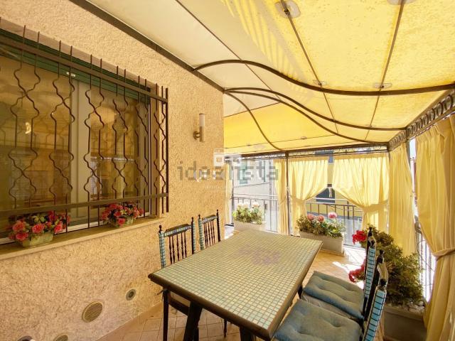 Appartamento in vendita a Padenghe Sul Garda, Lombardia