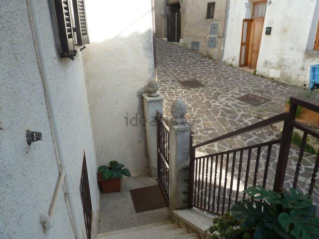 Appartamento in vendita a Nespolo, Lazio