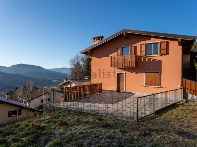 Appartamento in vendita a Castione Della Presolana, Lombardia