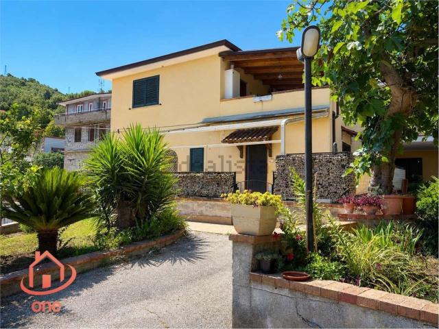 Appartamento in vendita a Castellabate, Campania