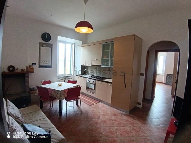 Appartamento in vendita a Ronciglione, Lazio