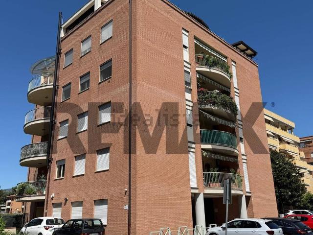 Appartamento in vendita a Foligno, Umbria