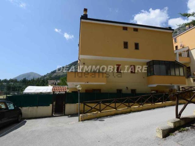 Appartamento in vendita a Rocca Di Cambio, Abruzzo