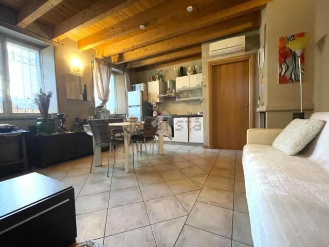 Appartamento in vendita a Vescovato, Cremona