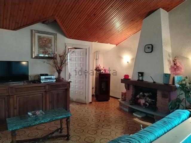 Appartamento in vendita a Bajardo, Liguria