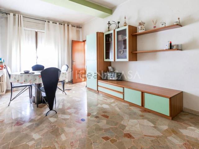 Appartamento in vendita a Bariana, Garbagnate Milanese