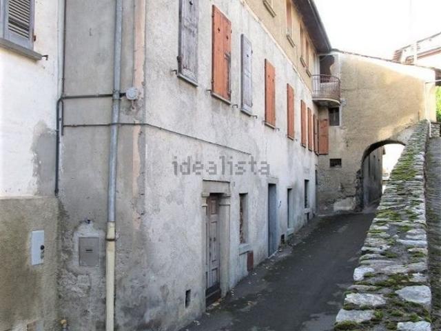 Appartamento in vendita a Teglio, Lombardia