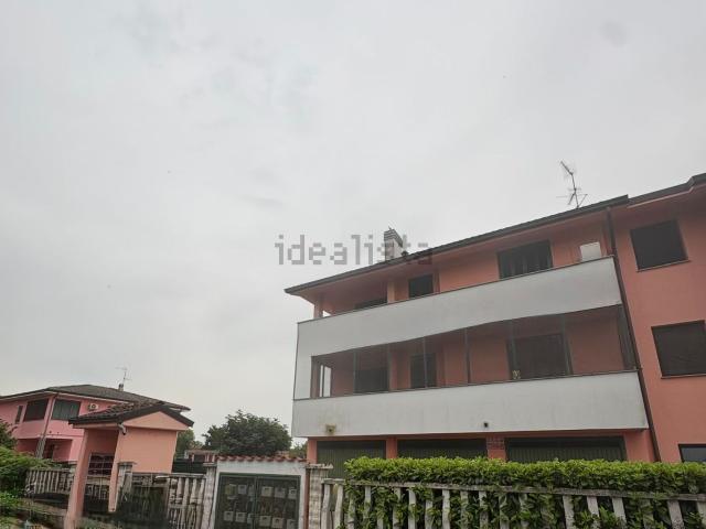 Appartamento in vendita a Bornasco, Lombardia