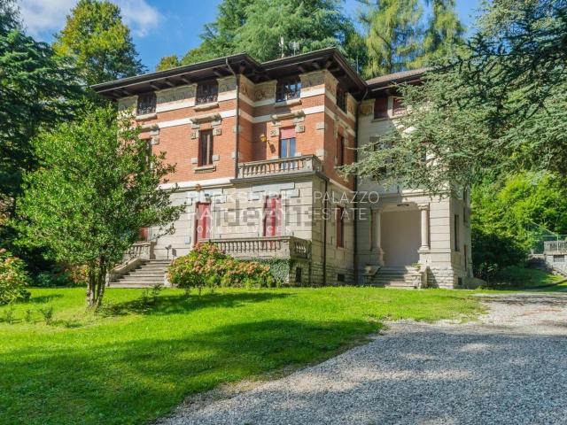 Appartamento in vendita a Lanzo d'Intelvi, Como