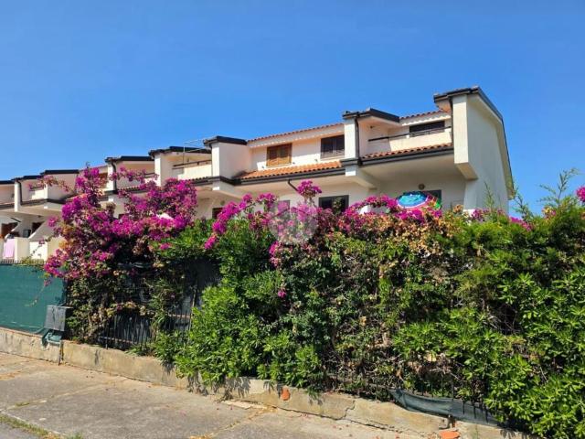 Appartamento in vendita a La Petrosa, Calabria