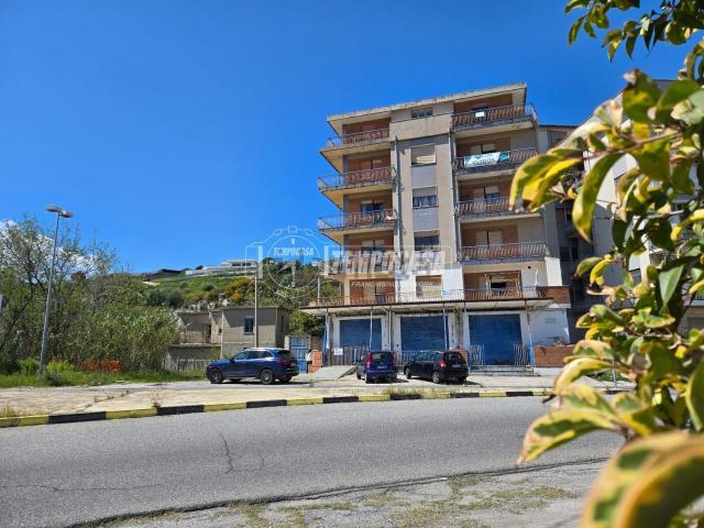 Appartamento in vendita a Soverato Marina, Calabria