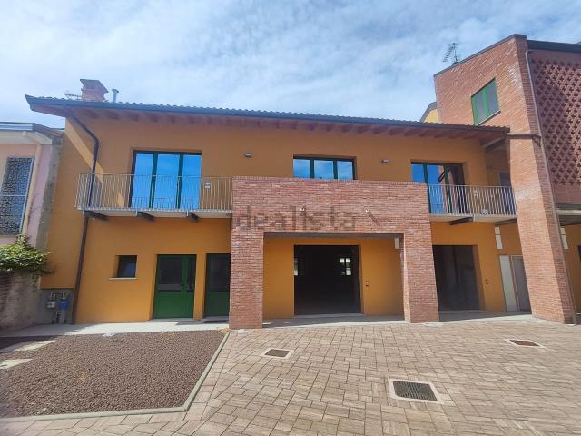 Appartamento in vendita a Suno, Novara