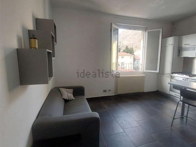 Appartamento in vendita a Como, Lombardia